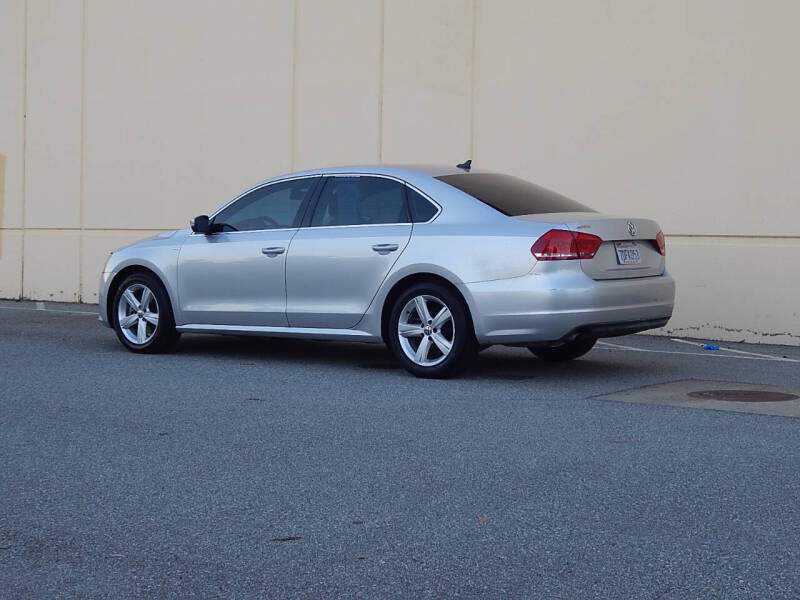 2014 Volkswagen Passat 1.8T Wolfsburg Edition PZEV