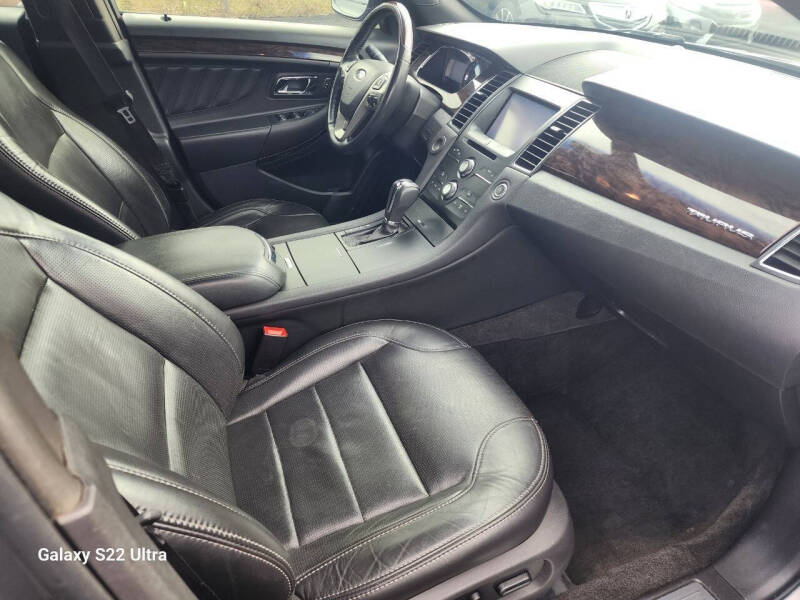 2013 Ford Taurus Limited