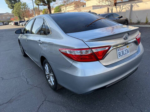 2016 Toyota Camry SE