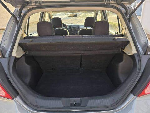 2012 Nissan Versa 1.8 SL