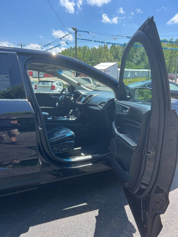 2017 Ford Edge Titanium