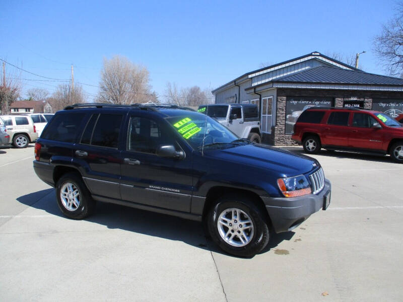 2004 Jeep Grand Cherokee for sale at The Auto Specialist Inc. in Des Moines IA