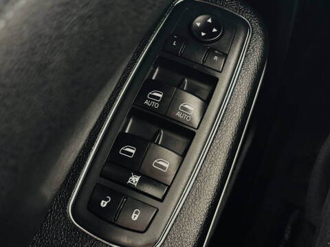 2020 Chrysler 300 S