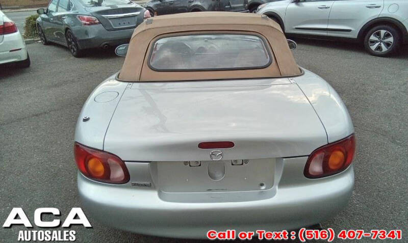 2000 Mazda MX-5 Miata