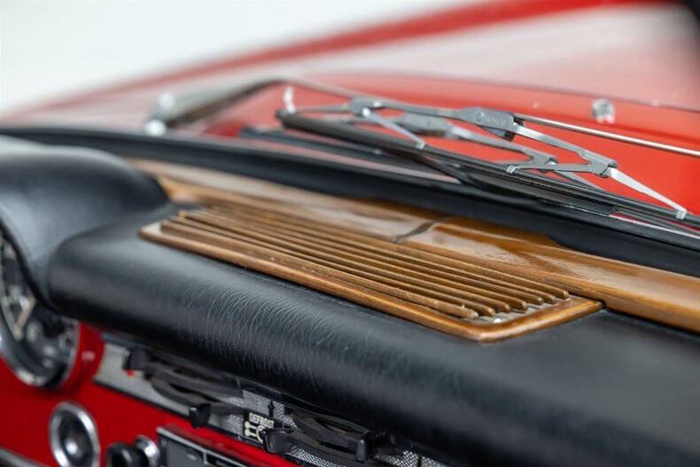 1971 Mercedes-Benz 280-Class
