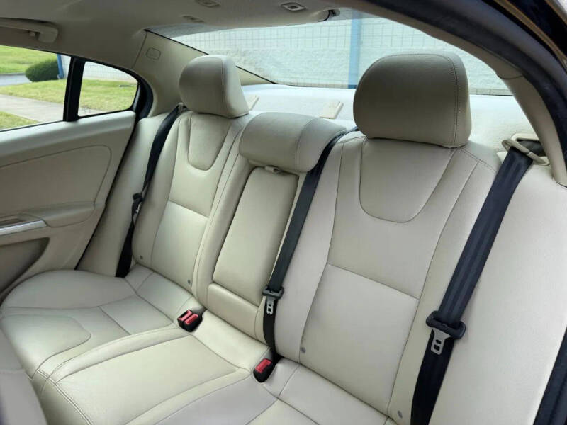 2016 Volvo S60 T5 Premier