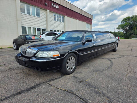 2005 Lincoln Town Car Executive