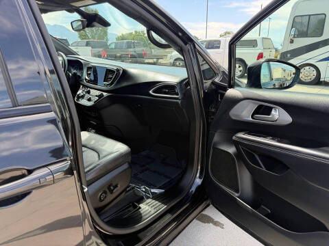2018 Chrysler Pacifica Touring L