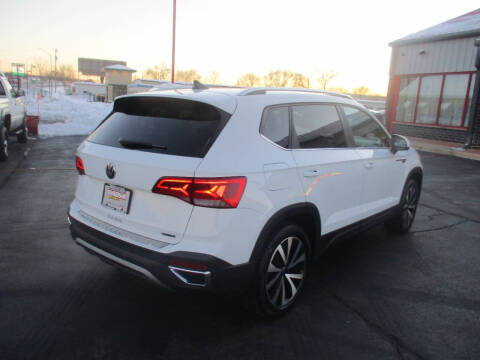 2023 Volkswagen Taos SE 4Motion