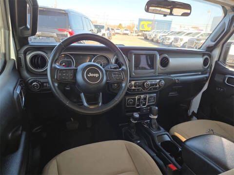 2022 Jeep Gladiator Willys