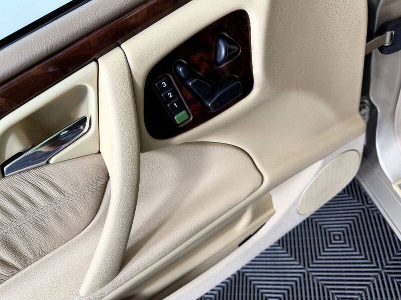 2001 Mercedes-Benz E-Class E 320 4MATIC