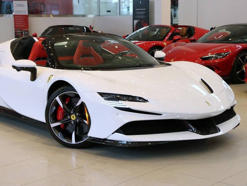 2024 Ferrari SF90 Spider