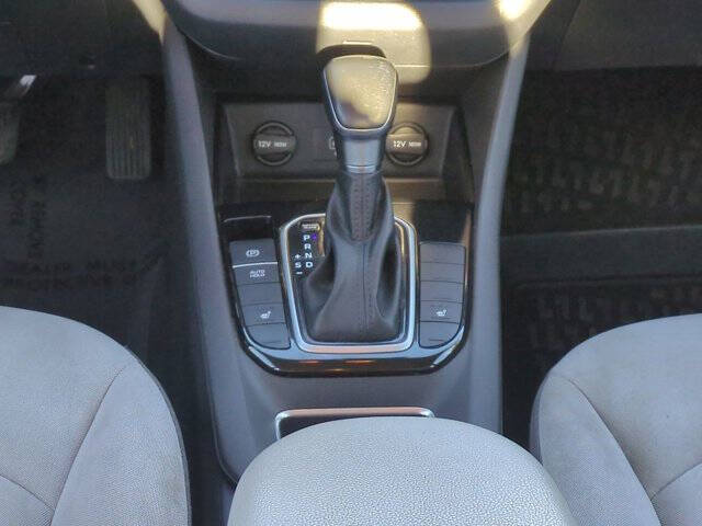 2022 Hyundai Ioniq Hybrid SE