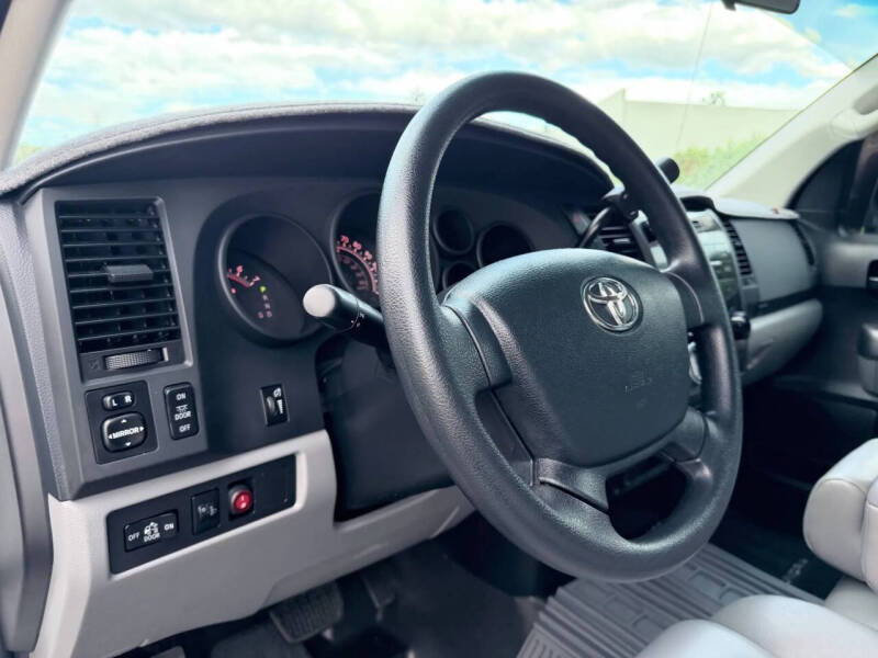 2013 Toyota Tundra Grade