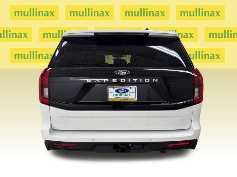 2027 Ford Expedition Active