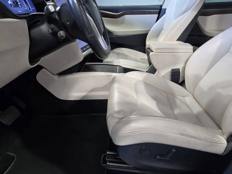 2017 Tesla Model X 100D