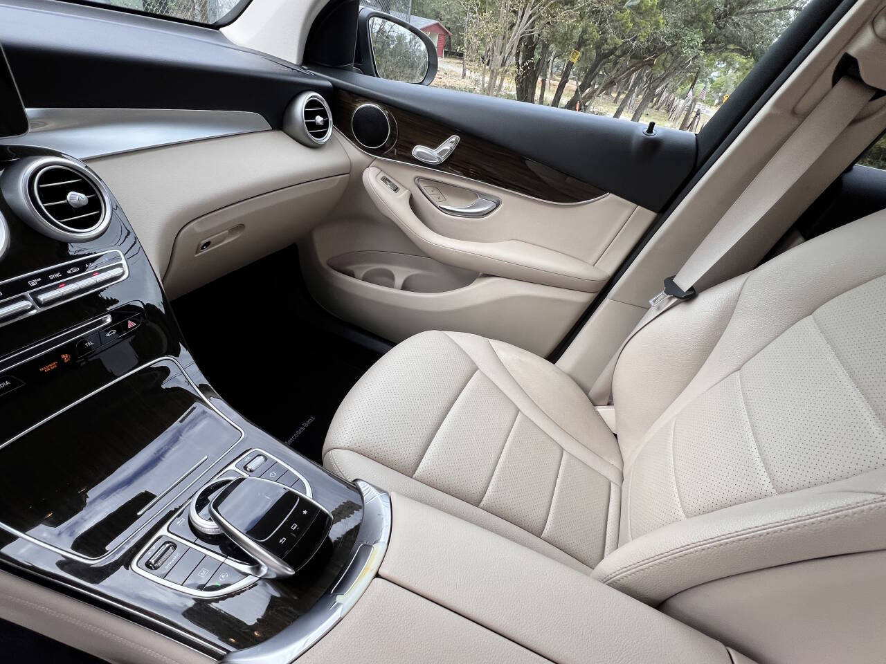 Used Car 2016 Mercedes-benz Glc  Glc 300 4dr Suv For Sale Under $15,000 In Austin, Texas