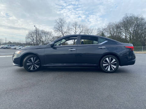 2019 Nissan Altima for sale at Beckham's Used Cars in Milledgeville GA