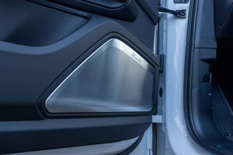 2025 Porsche Cayenne GTS