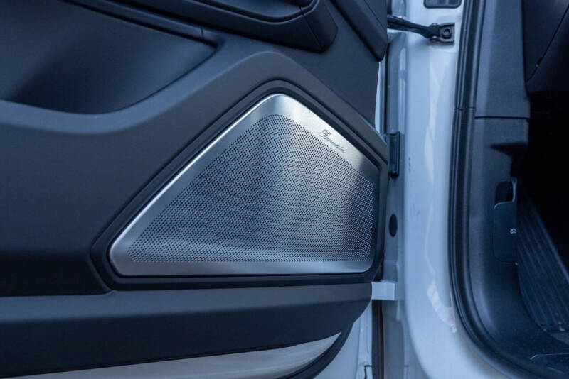 2025 Porsche Cayenne GTS