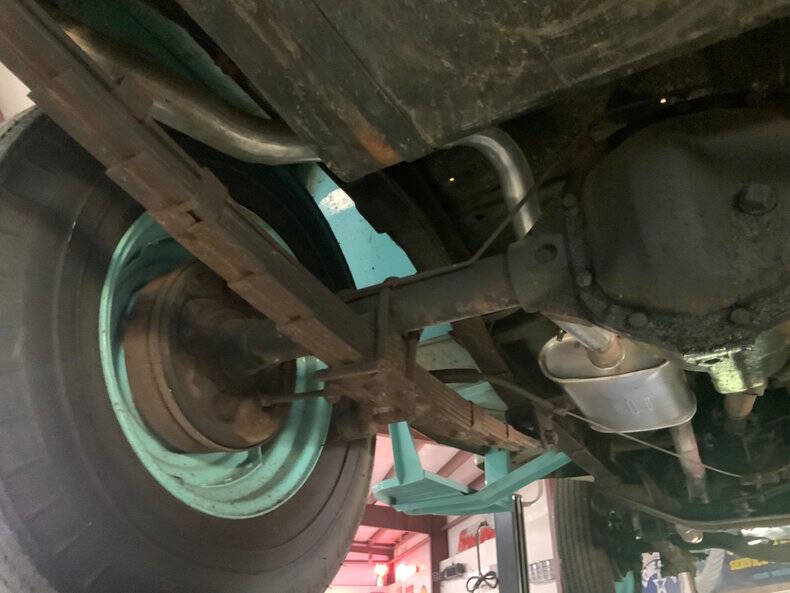 1960 Willys Surrey Gala