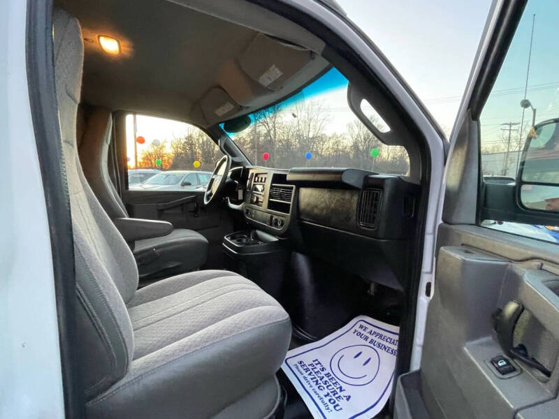 2016 Chevrolet Express 2500
