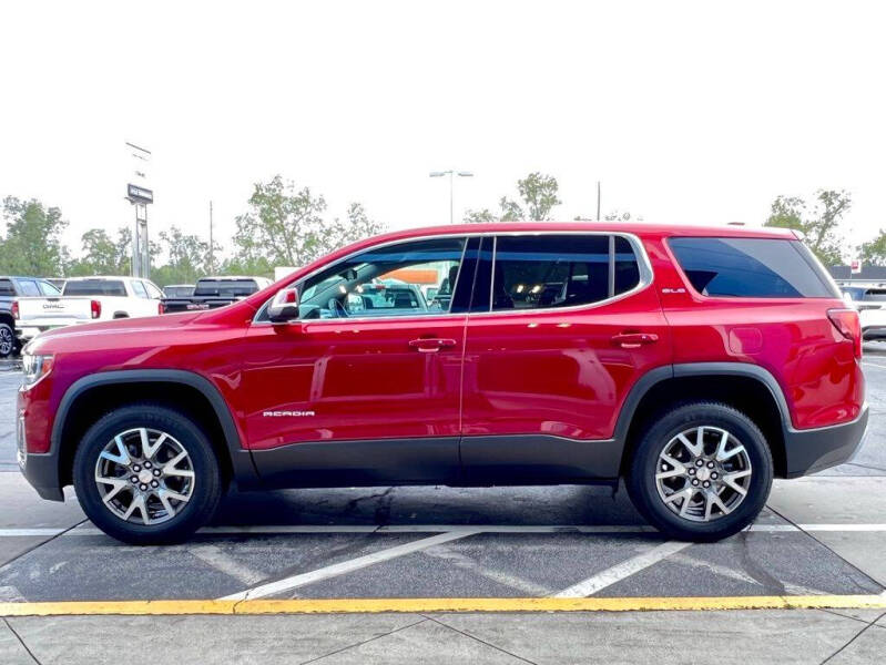 2022 GMC Acadia SLE
