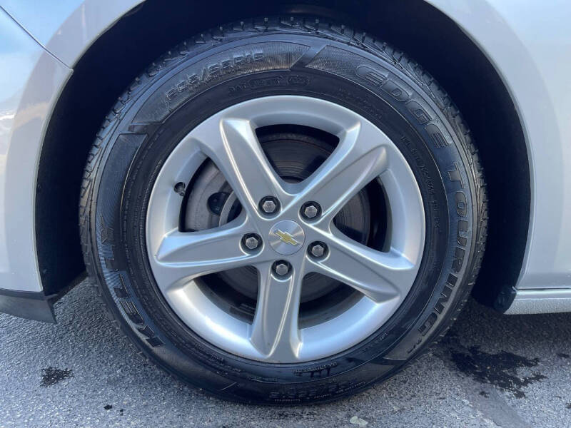 2021 Chevrolet Malibu LS