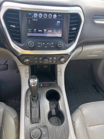 2017 GMC Acadia SLT-1