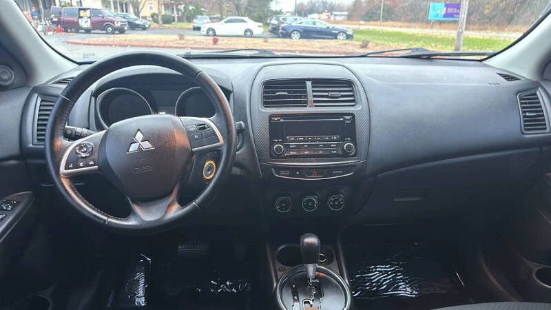 2015 Mitsubishi Outlander Sport 2.4 ES