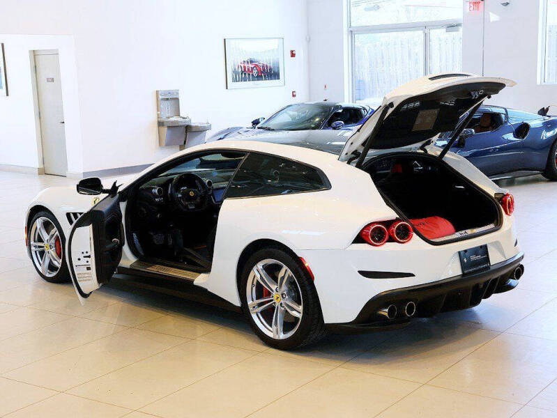 2018 Ferrari GTC4Lusso