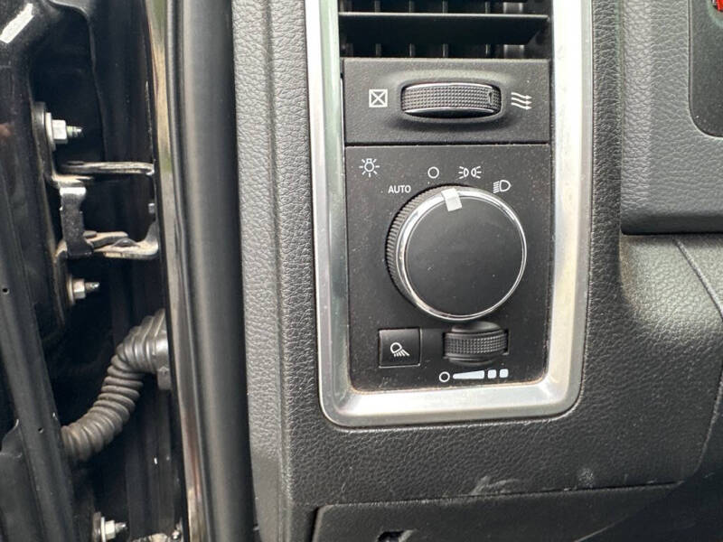 2017 RAM 2500 SLT
