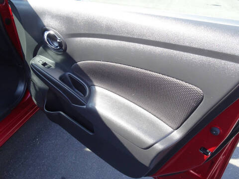 2017 Nissan Versa 1.6 S