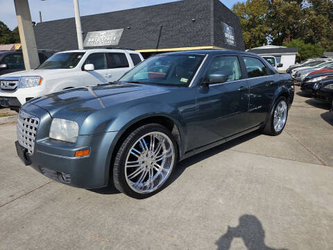 2005 Chrysler 300 for sale at Central 1 Auto Brokers in Virginia Beach VA