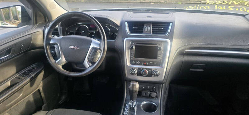 2016 GMC Acadia SLE-2