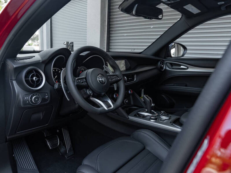 2024 Alfa Romeo Stelvio Veloce