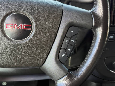 2022 GMC Savana 2500