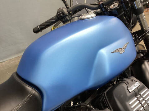 2017 Moto Guzzi V7 III Stone