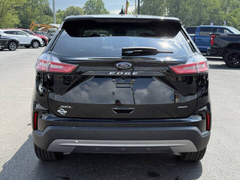 2022 Ford Edge SEL