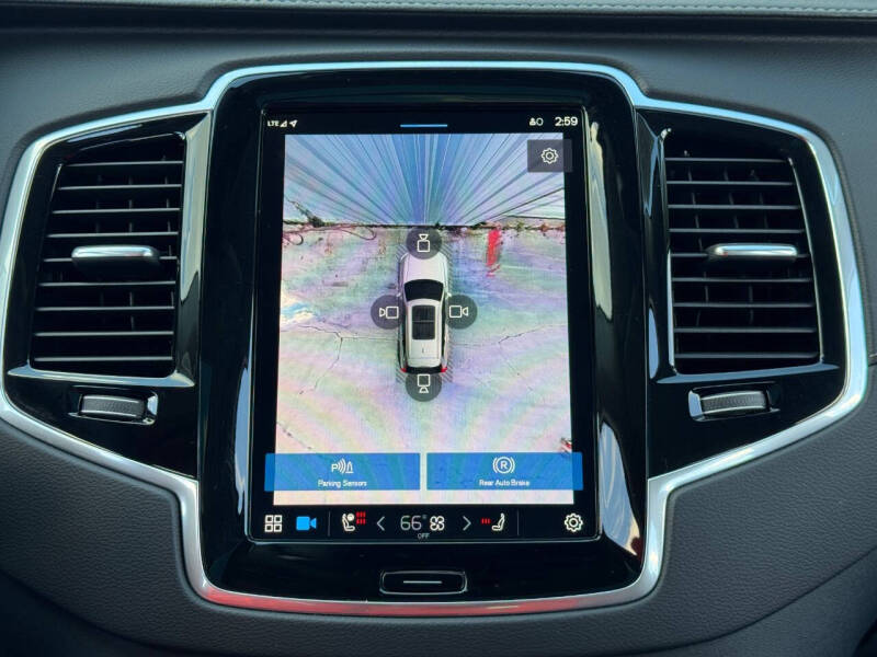 2024 Volvo XC90 Recharge T8 Ultimate Bright Theme 7P