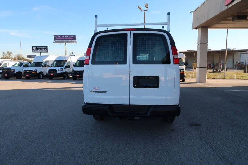 2021 Chevrolet Express 2500