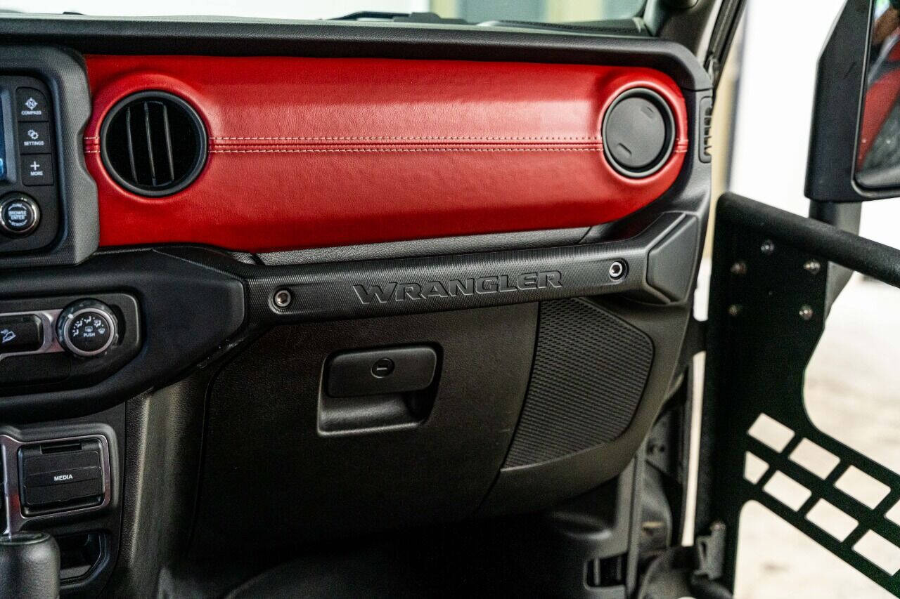 2019 JEEP Wrangler SUV / Crossover - $54,999