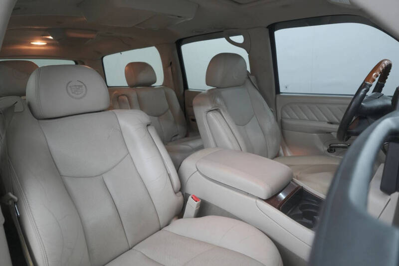 2005 Cadillac Escalade ESV Platinum Edition