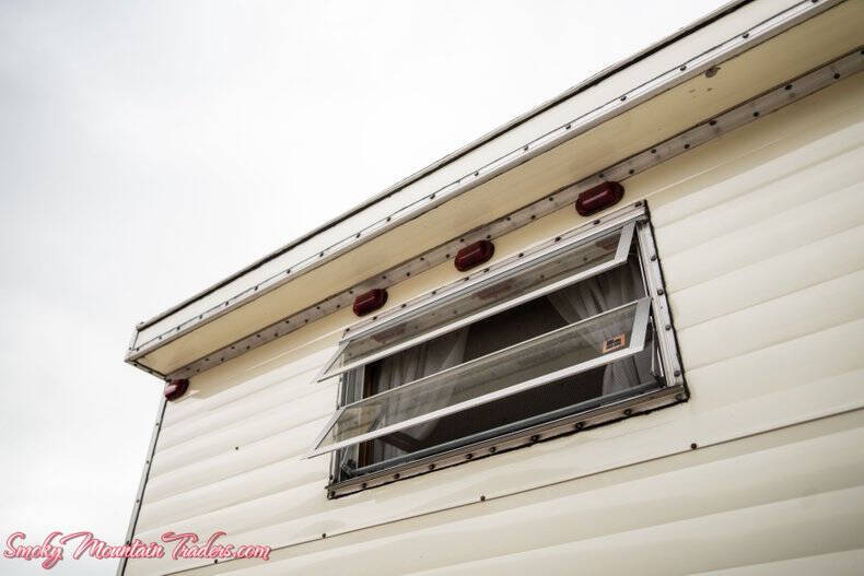 1951 International L-130