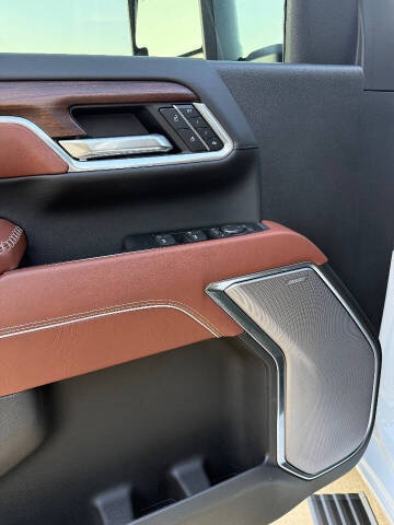 2025 GMC Sierra 2500HD Denali Ultimate