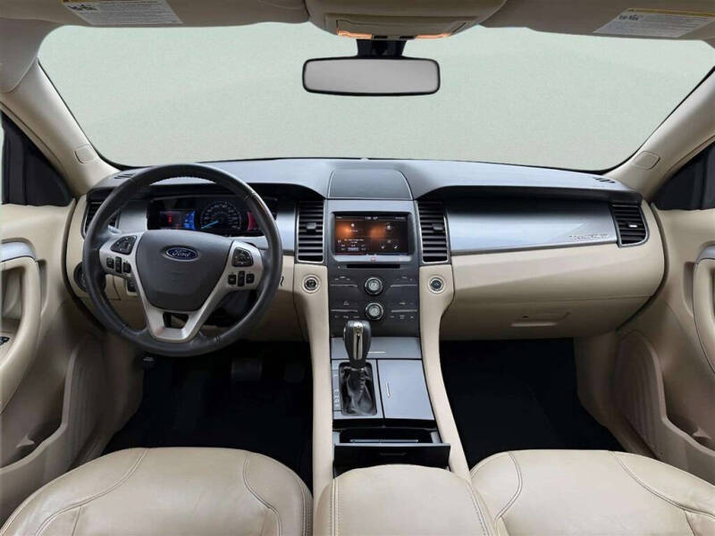 2013 Ford Taurus SEL