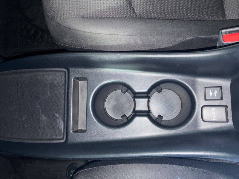 2019 Toyota Prius LE AWD-e