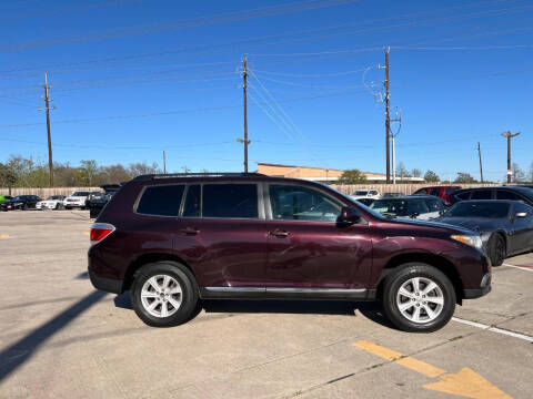 2011 Toyota Highlander SE