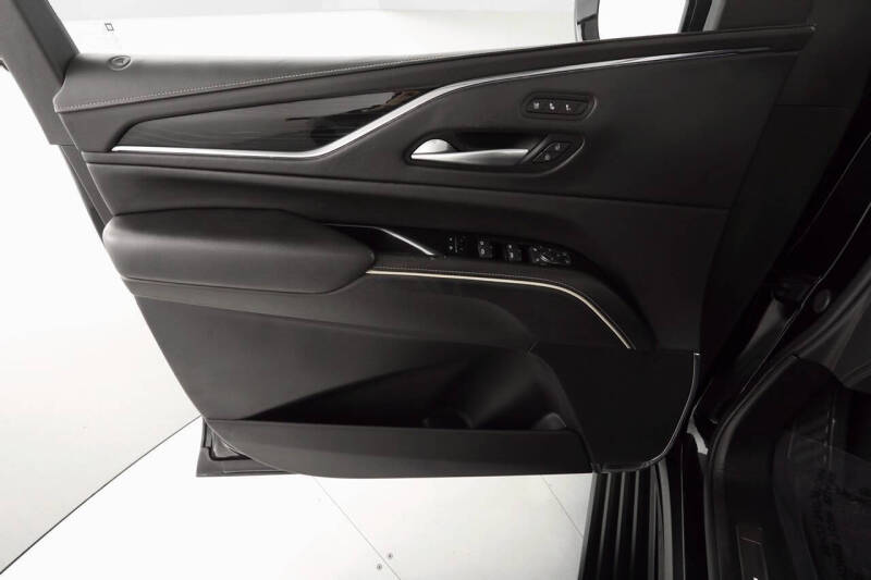 2023 Cadillac Escalade-V