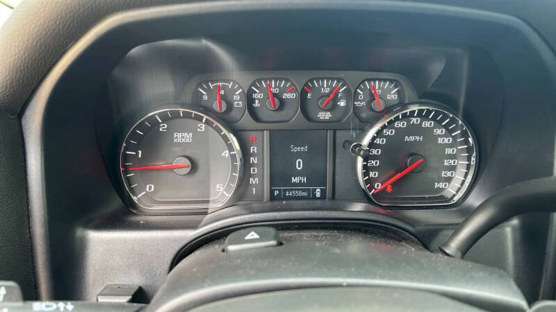 2015 Chevrolet Silverado 3500HD CC